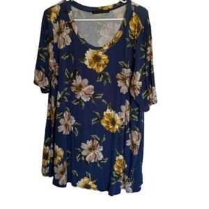 Navy Floral Scoop Neck Top